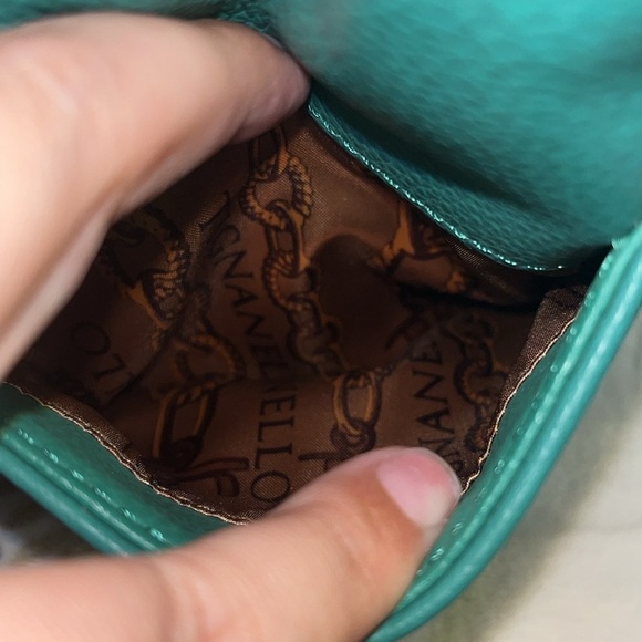 Tignanello Womenโs Shoulder Bag, GreenPebble Italian Leather W/ Matching Wallet - Picture 11 of 16